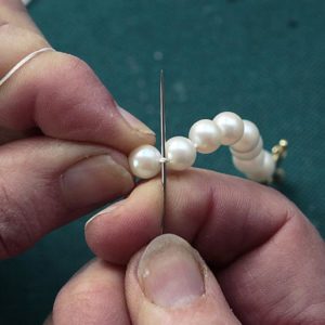 Renfilage ou réenfilage de colliers - réparation - La Perle Rare